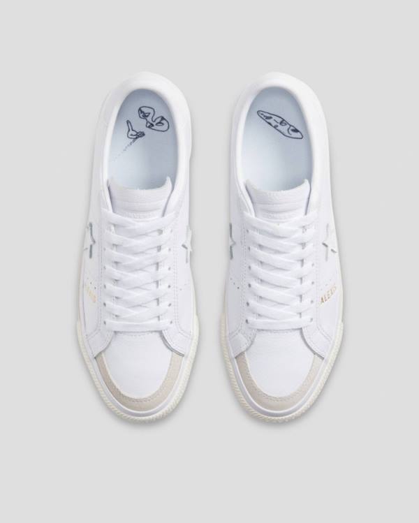 Boty Nízké Converse One Star Pro As 2 Designed By Alexis Bílé | CV-307FMV